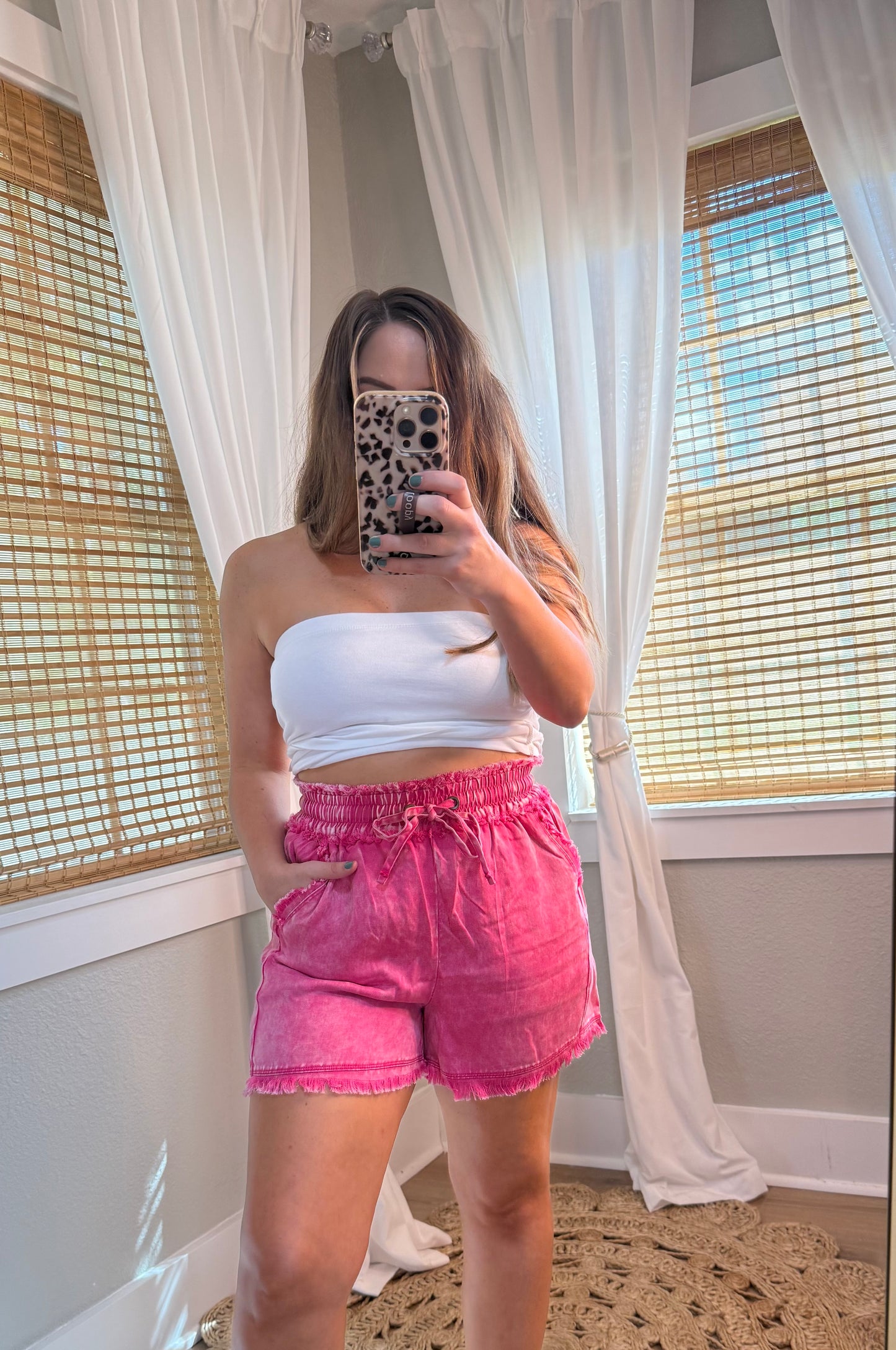 IVY MINERAL WASHED SHORTS
