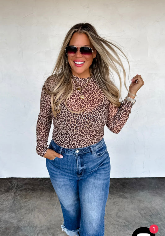 THE WILD AT HEART TOP